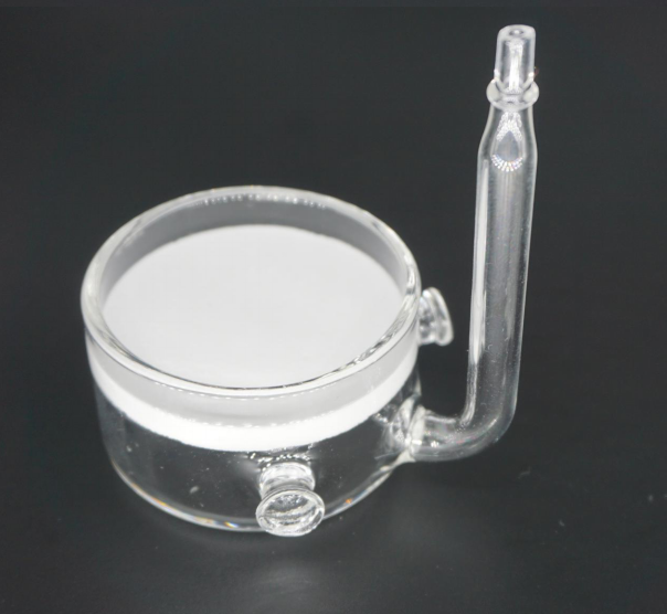 Aquarium tank base diffuser